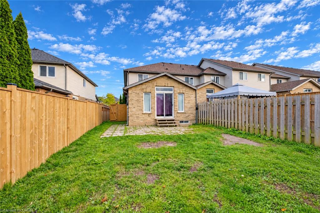 145 Activa Avenue Property Photo 4