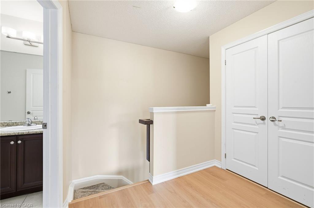 10-362 Plains Road E Property Photo 20