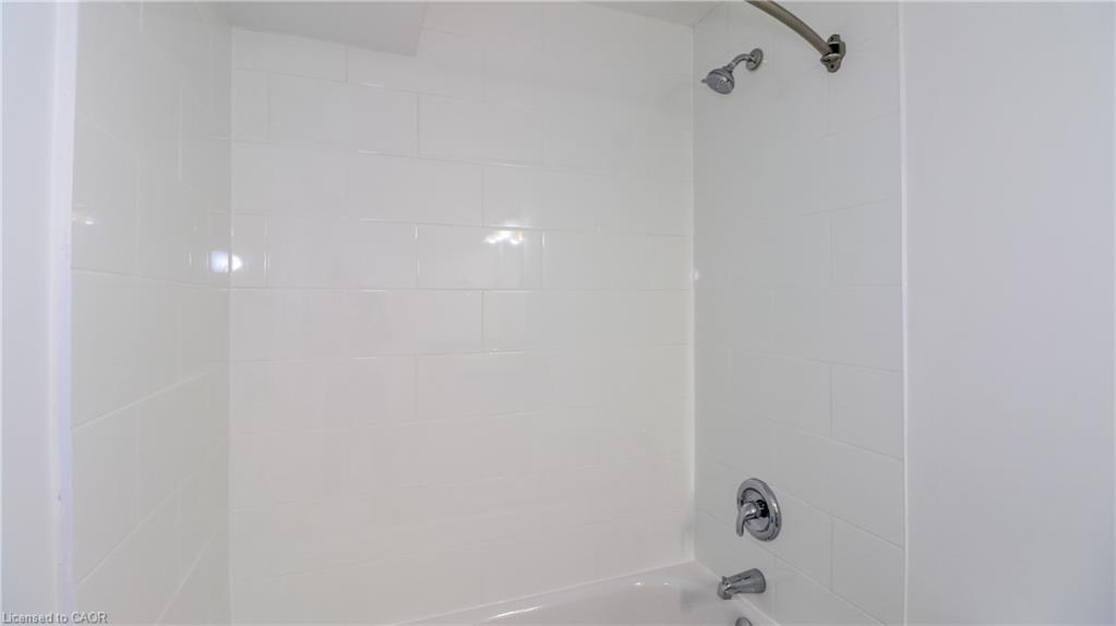 2-94 Sanford Street Property Photo 5