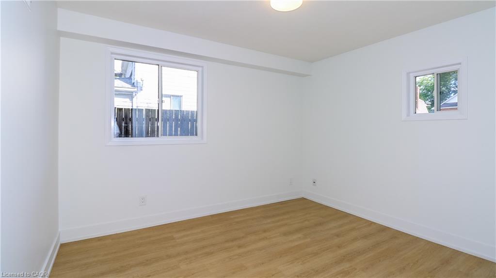 2-94 Sanford Street Property Photo 8