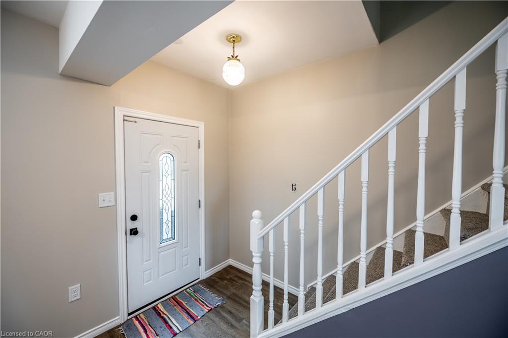 10 Douglas Avenue Property Photo 21