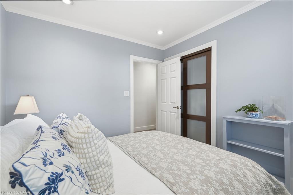 313 North Shore Boulevard W Property Photo 18