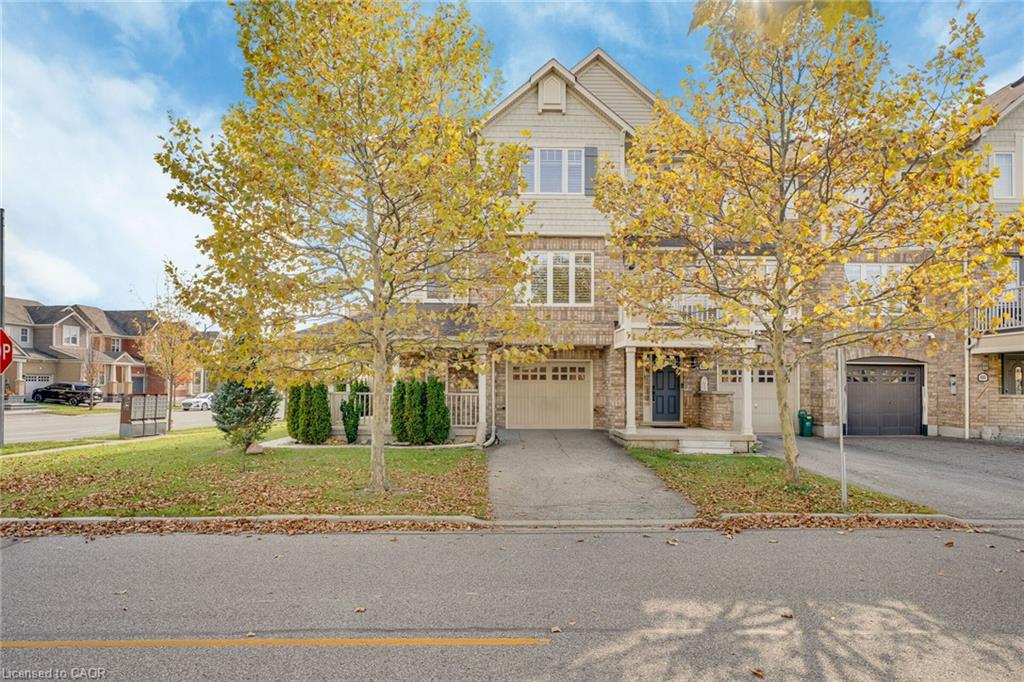 890 Fowles Court Property Photo 3
