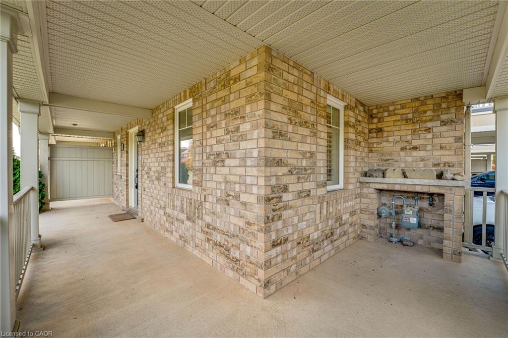 890 Fowles Court Property Photo 6