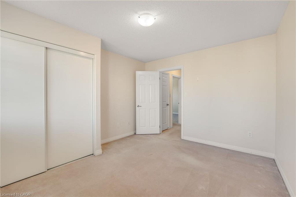 890 Fowles Court Property Photo 31