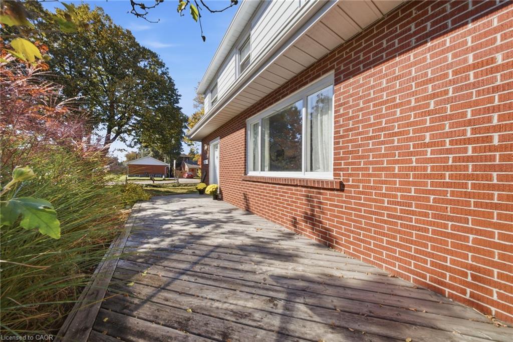 490 Speedvale Avenue E Property Photo 6