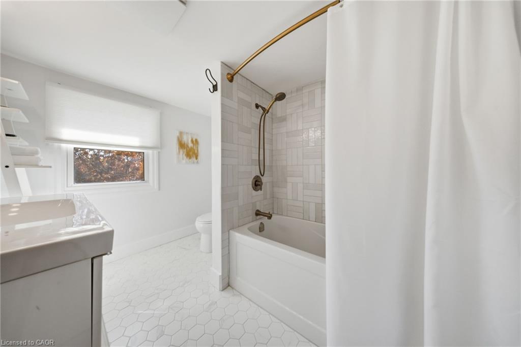 490 Speedvale Avenue E Property Photo 26