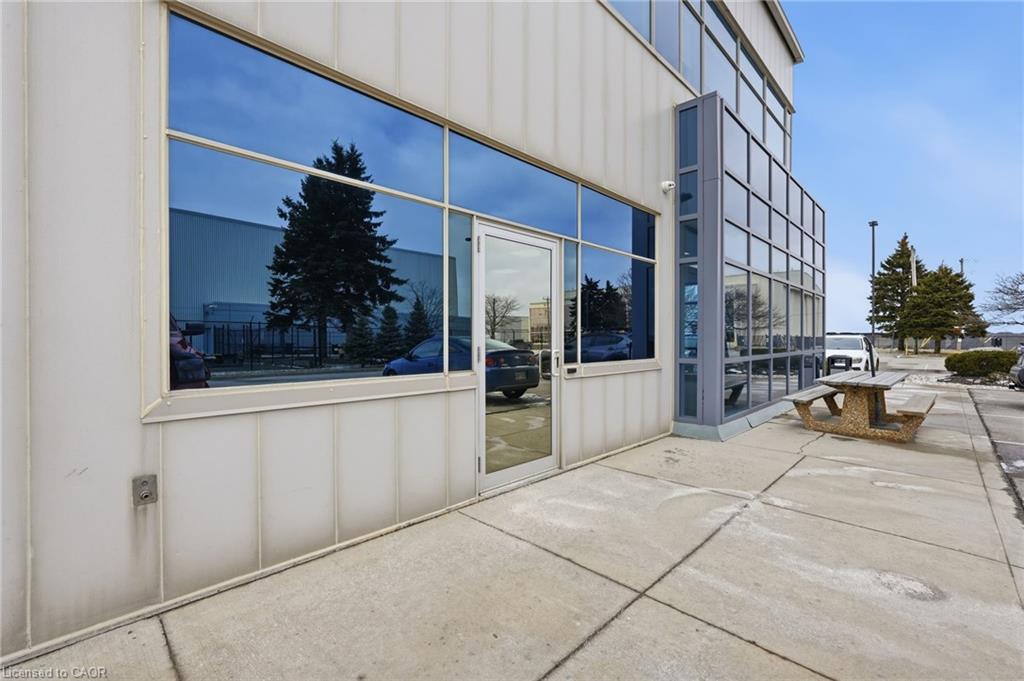 520-9300 Airport Road Property Photo 14
