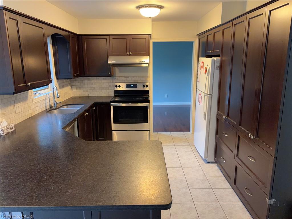 535 Cairncroft Place Property Photo 6