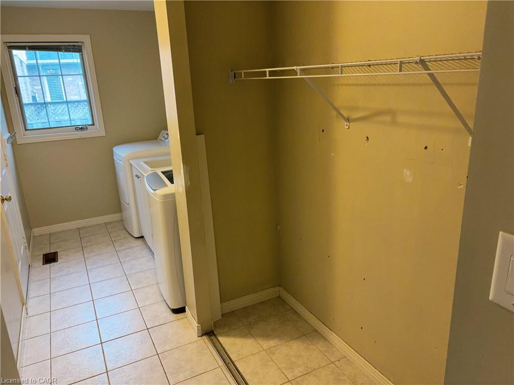535 Cairncroft Place Property Photo 9