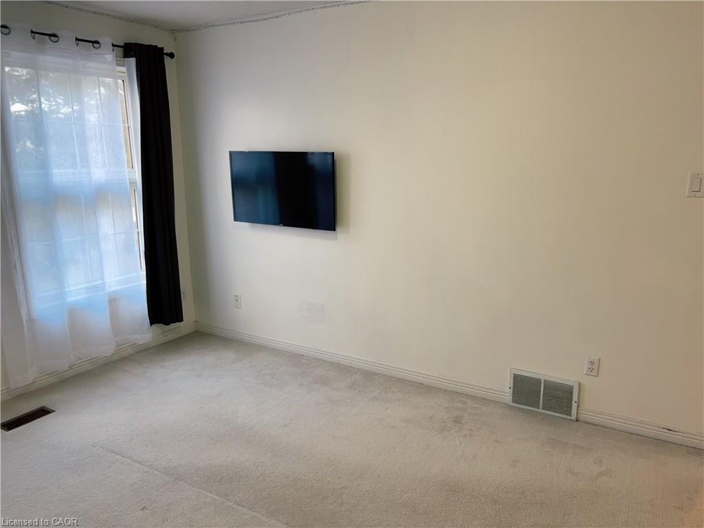 535 Cairncroft Place Property Photo 13