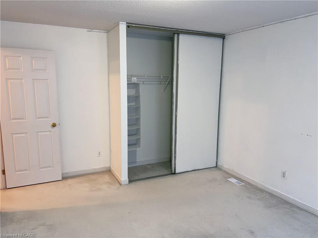535 Cairncroft Place Property Photo 14