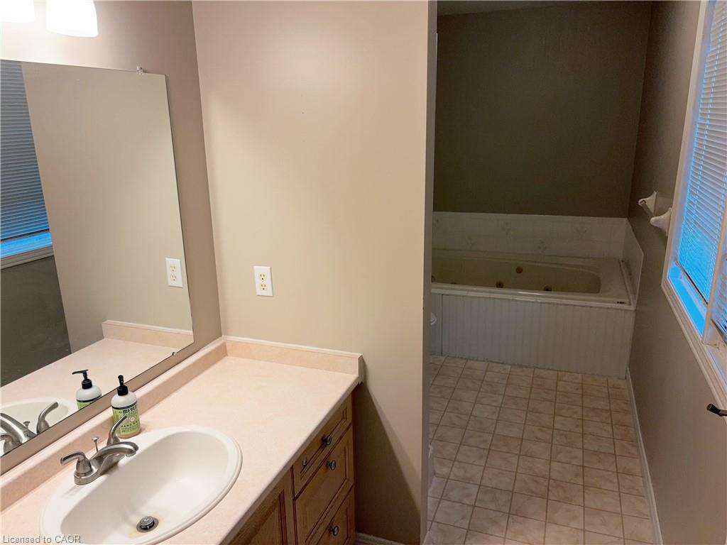535 Cairncroft Place Property Photo 18