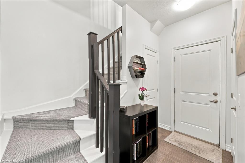 4 Waterview Drive Property Photo 9
