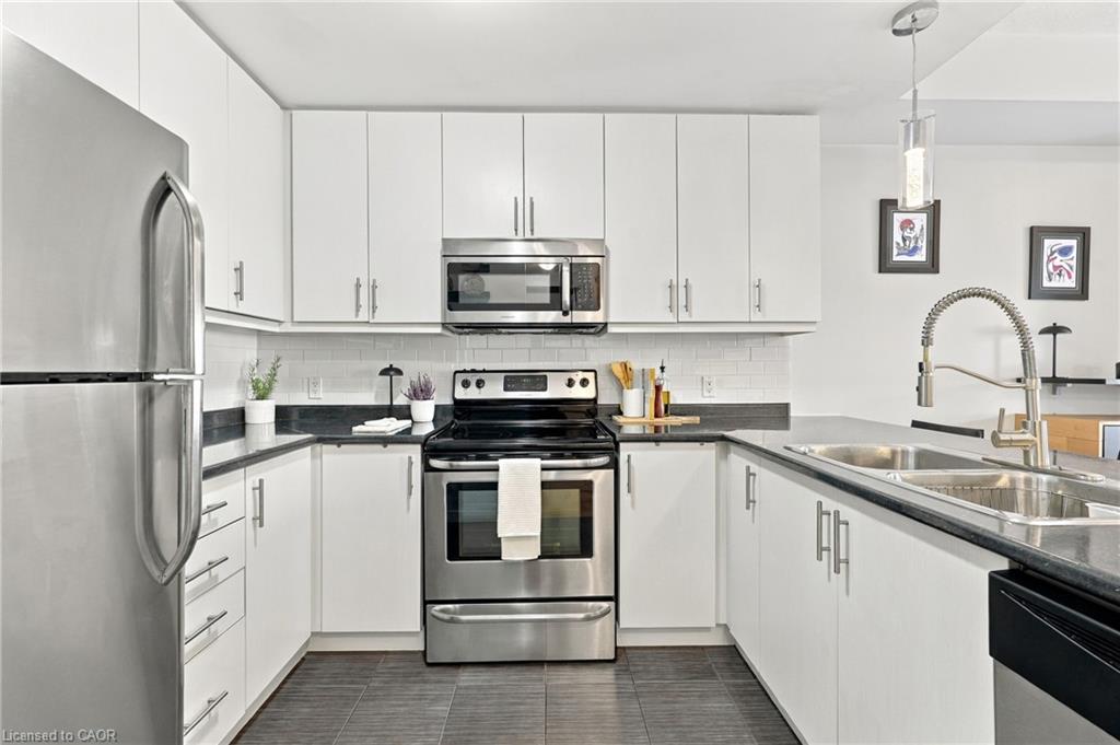 4 Waterview Drive Property Photo 14