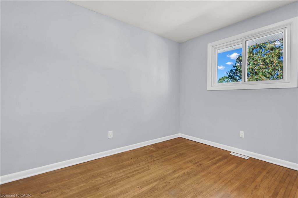 27 Toulon Crescent Property Photo 37
