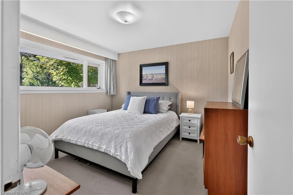 2086 Glenforest Crescent Property Photo 19