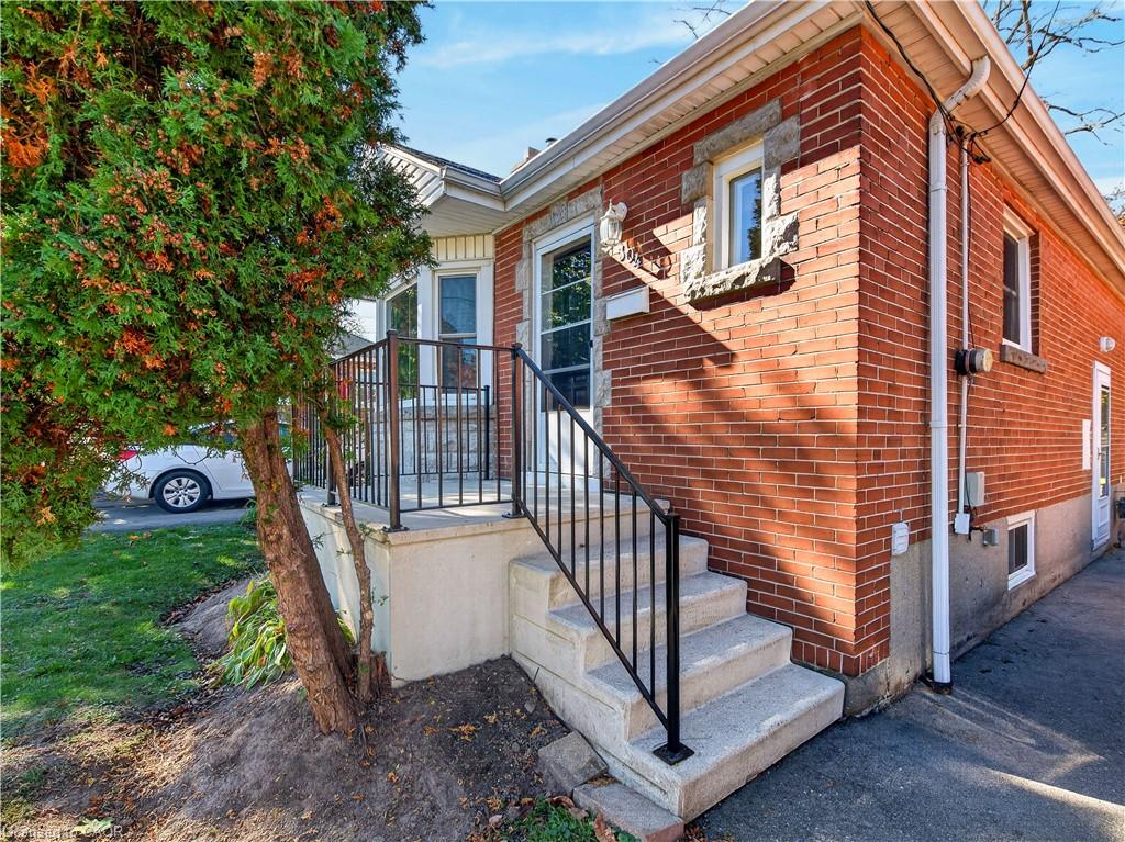 304 East 19th Street Property Photo 3