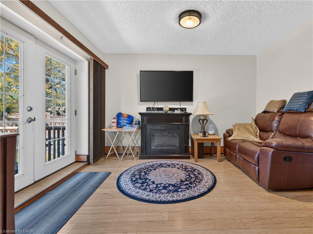 304 East 19th Street Property Photo 23