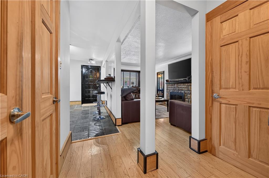 304 East 19th Street Property Photo 24
