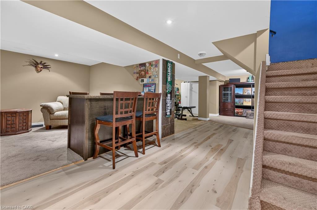 304 East 19th Street Property Photo 27