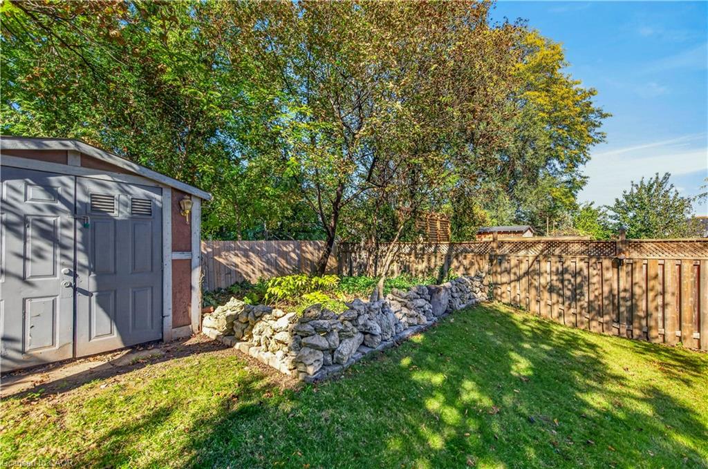 304 East 19th Street Property Photo 44