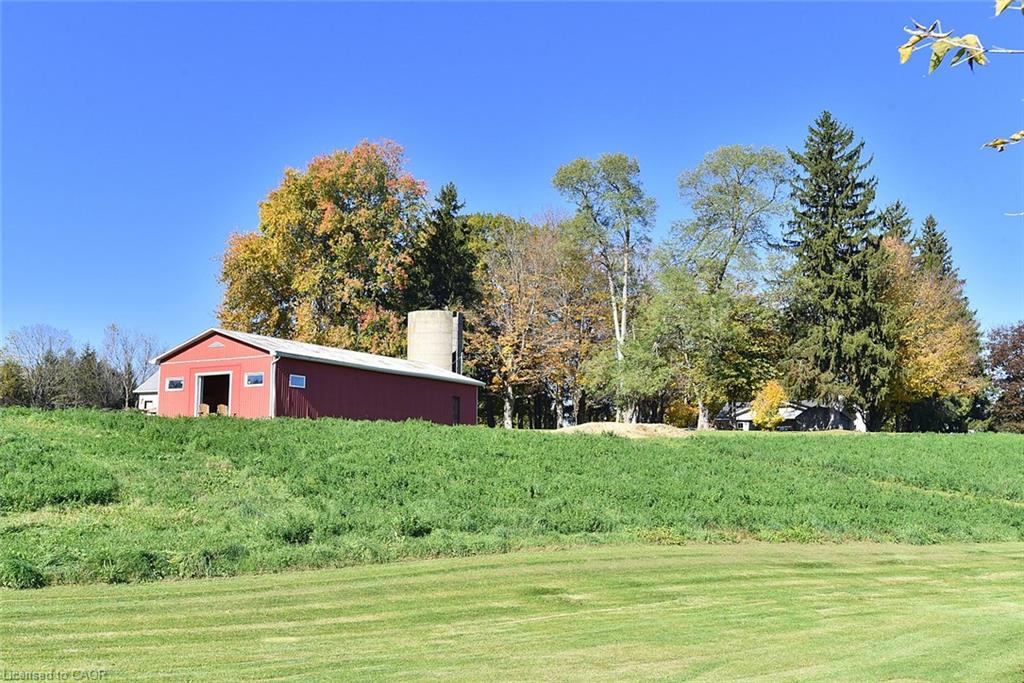 2142 Powerline Road Property Photo 34