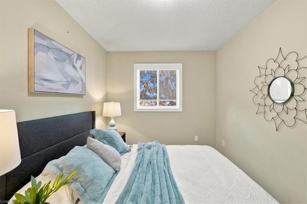 M1-70 Willowrun Drive Property Photo 18