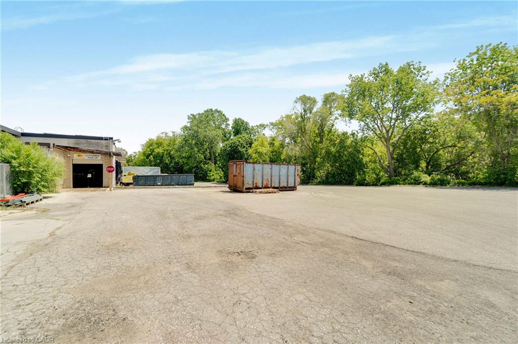 80 Second Avenue W Property Photo 6