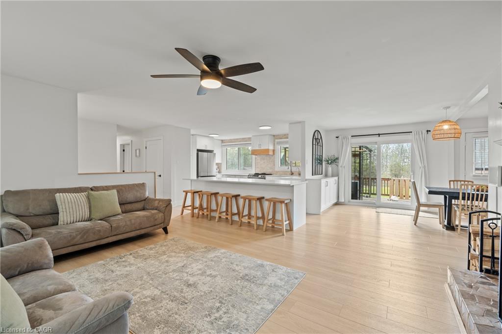 5090 Blackheath Road Property Photo 12