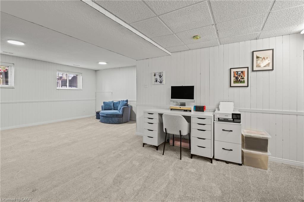 5090 Blackheath Road Property Photo 25