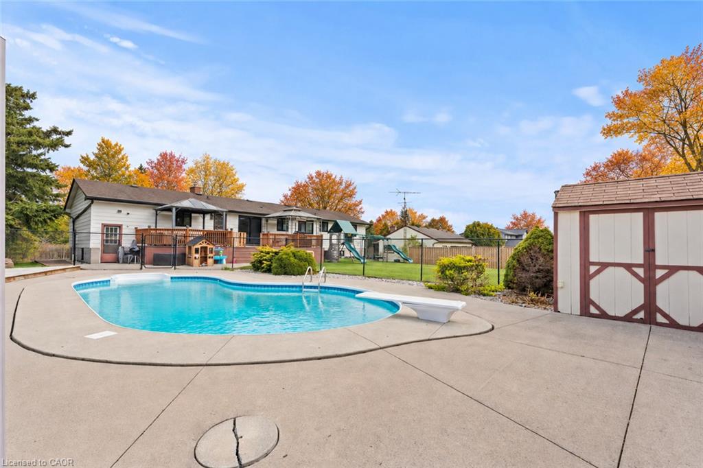 5090 Blackheath Road Property Photo 30