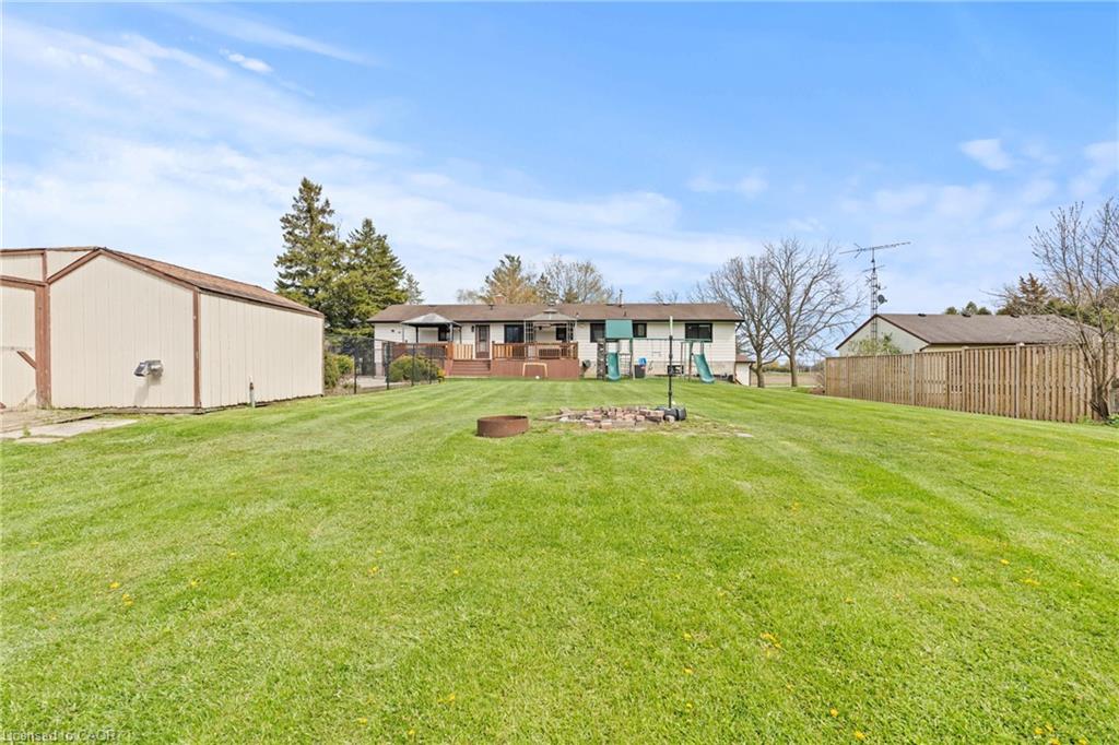 5090 Blackheath Road Property Photo 33
