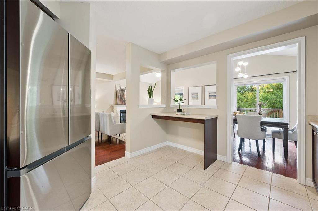 3-90 Alderson Drive Property Photo 11