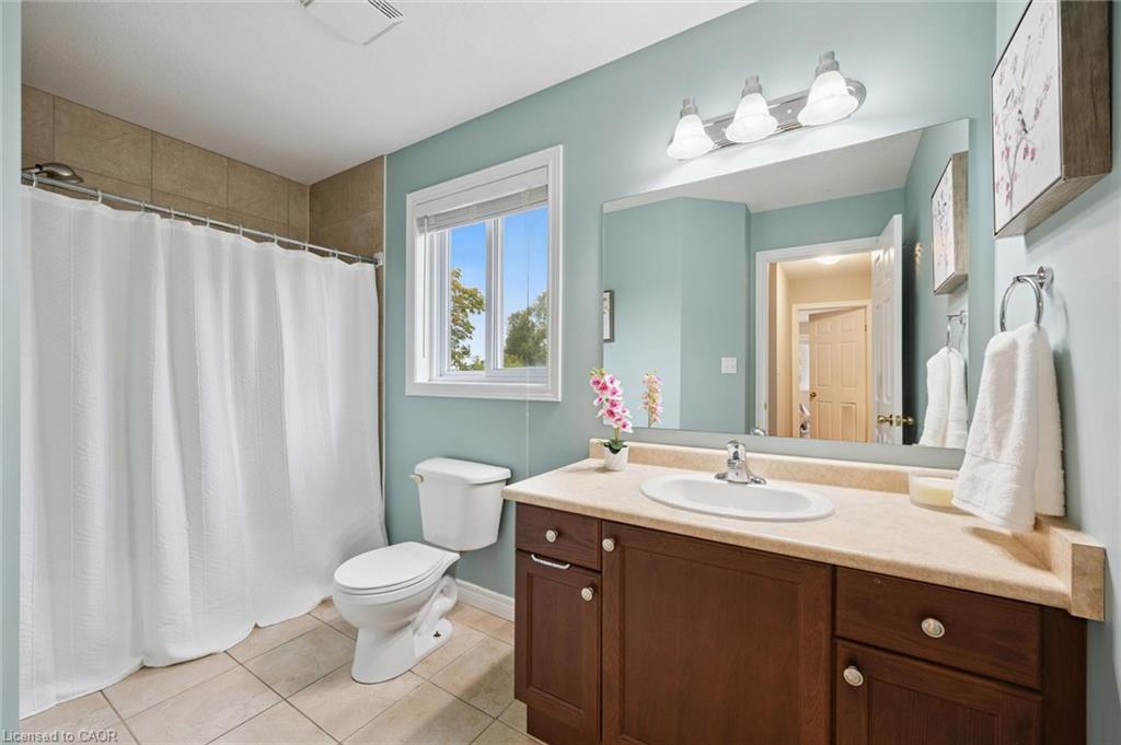 3-90 Alderson Drive Property Photo 17