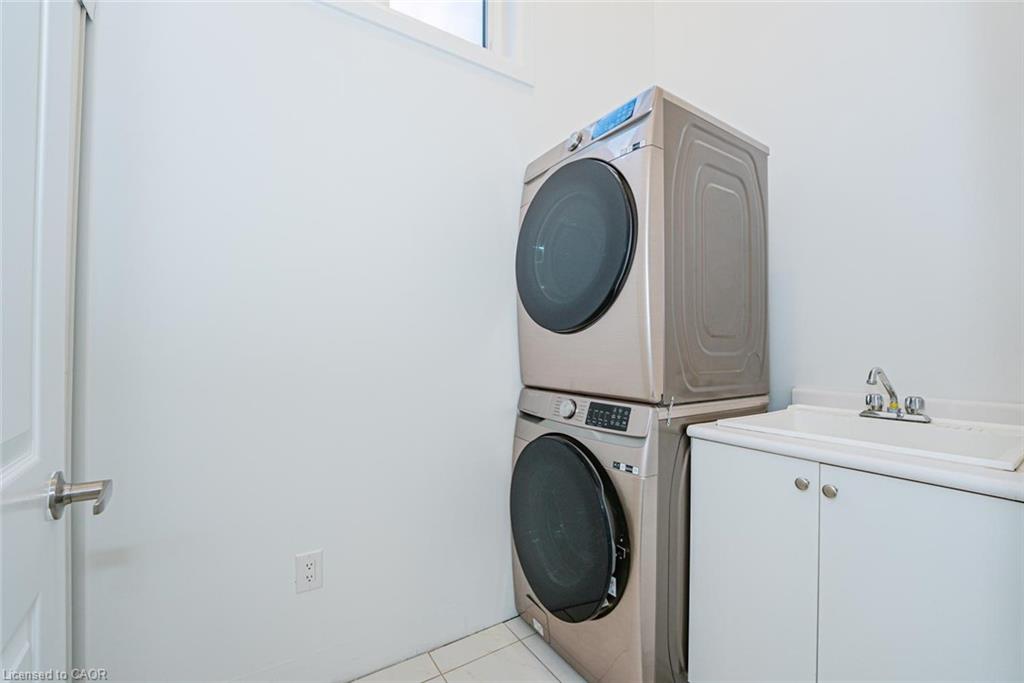 42 Prince Philip Boulevard Property Photo 38