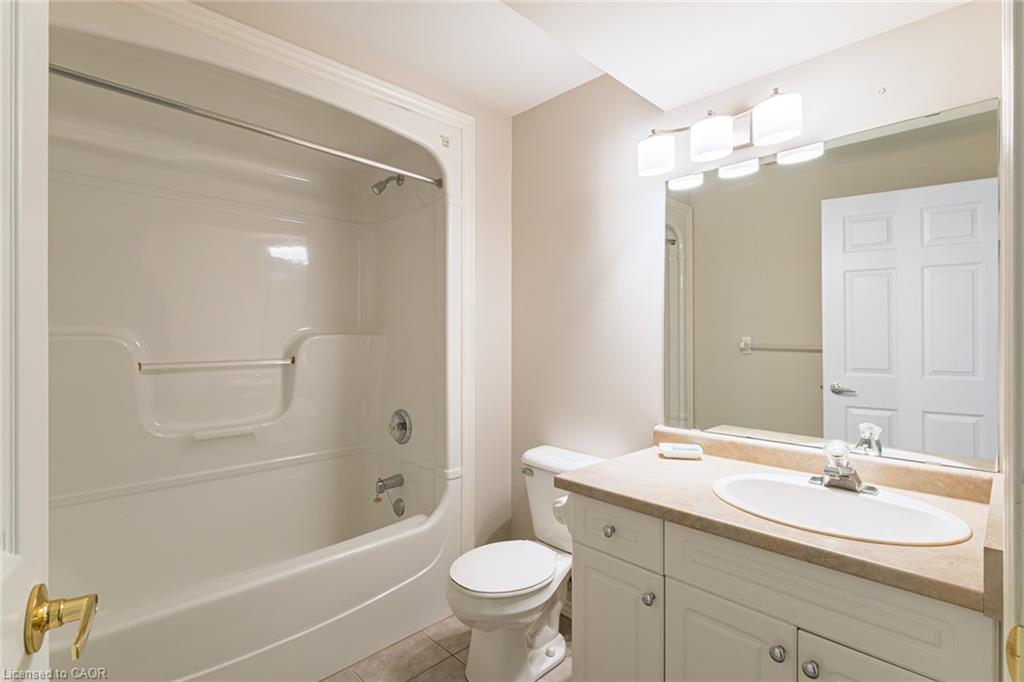 5-53 Beverly Street E Property Photo 21