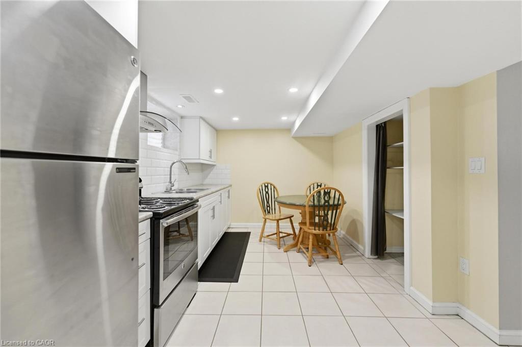 69 Nash Road S Property Photo 25