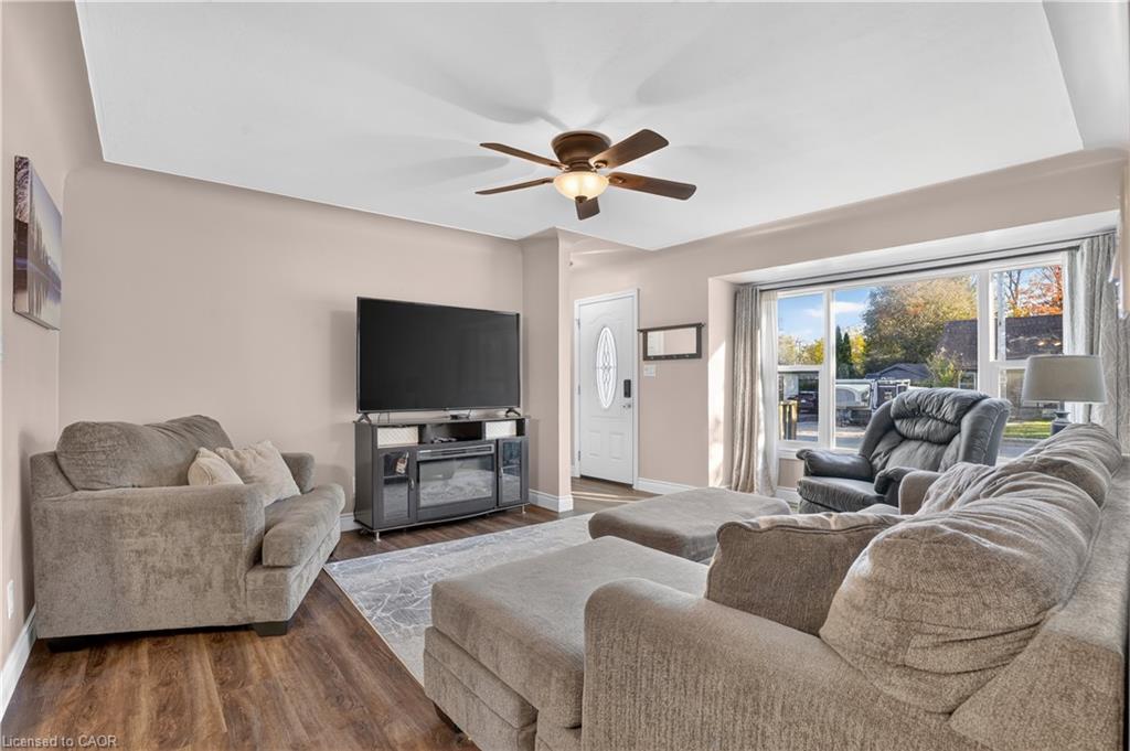 8 Fifth Avenue Property Photo 6