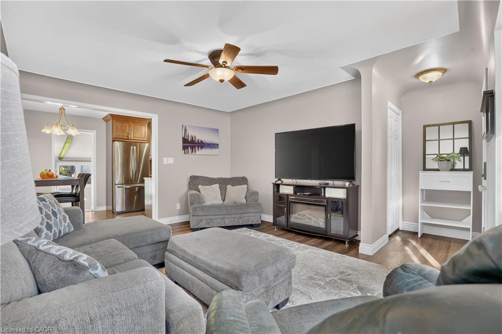 8 Fifth Avenue Property Photo 7