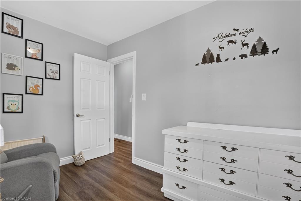 8 Fifth Avenue Property Photo 18