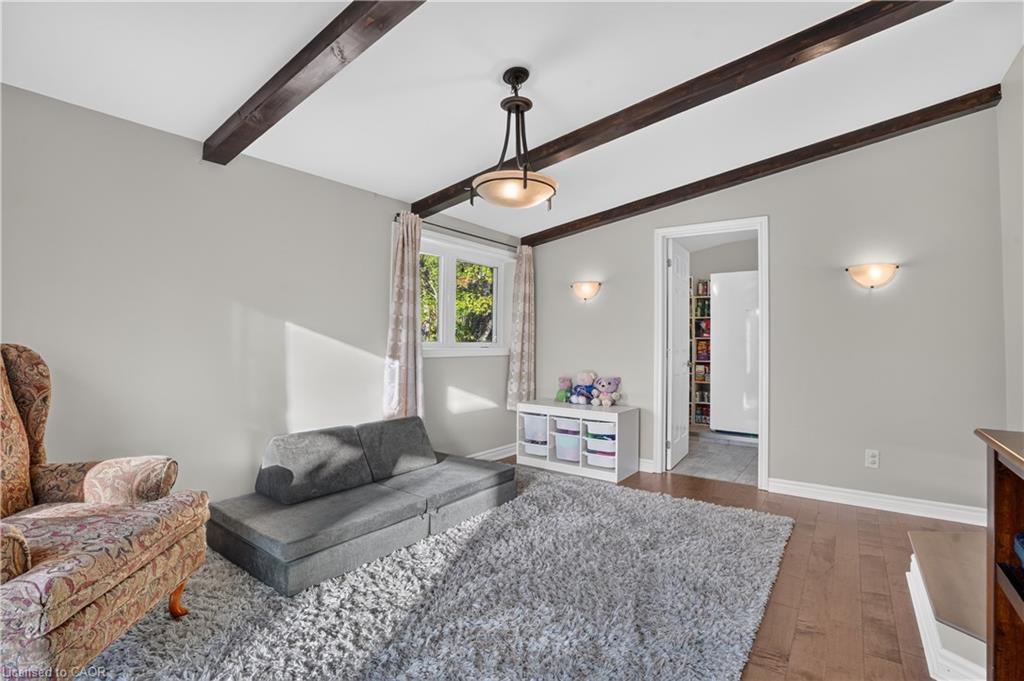 8 Fifth Avenue Property Photo 23