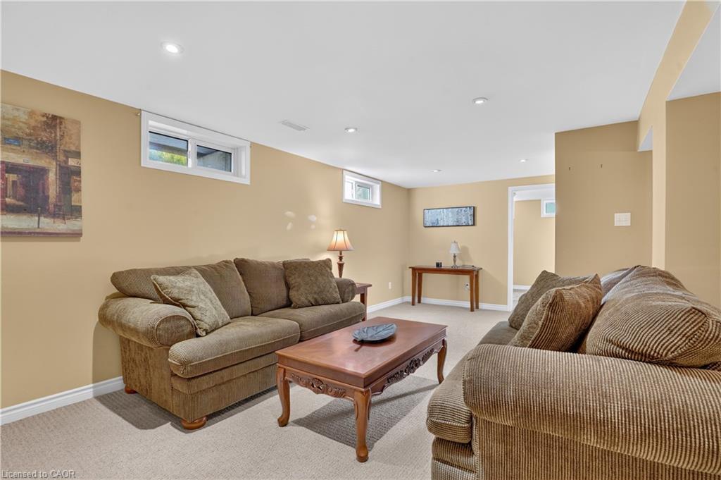 8 Fifth Avenue Property Photo 30