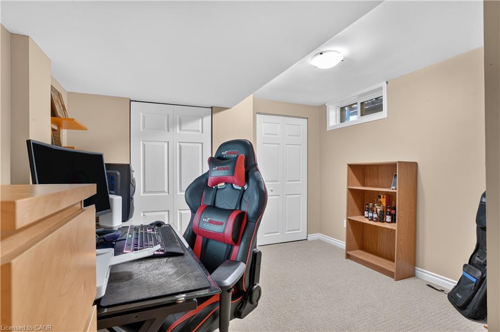 8 Fifth Avenue Property Photo 38