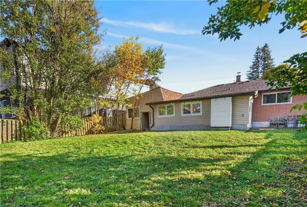 8 Fifth Avenue Property Photo 42