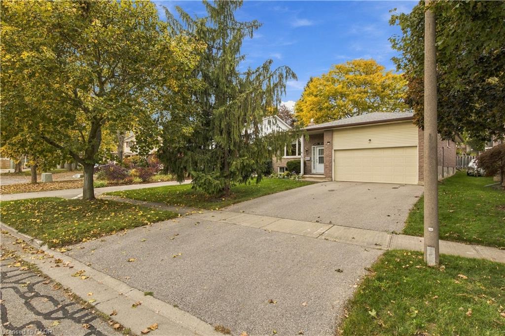 30 Carlyle Place Property Photo 3