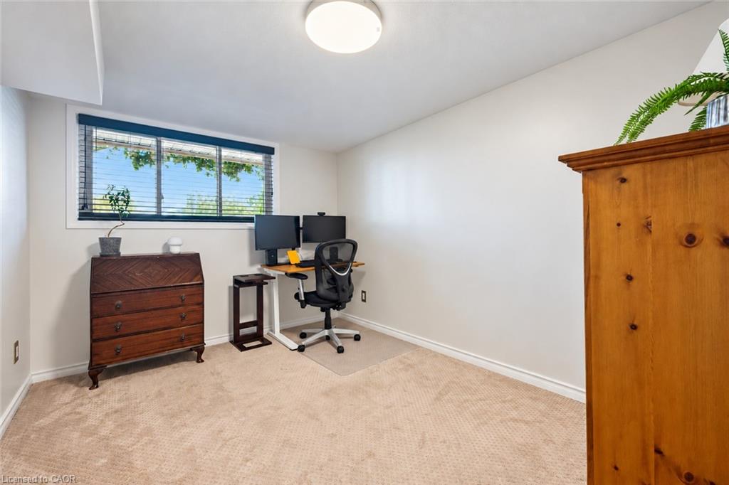 36 Hanover Place Property Photo 25
