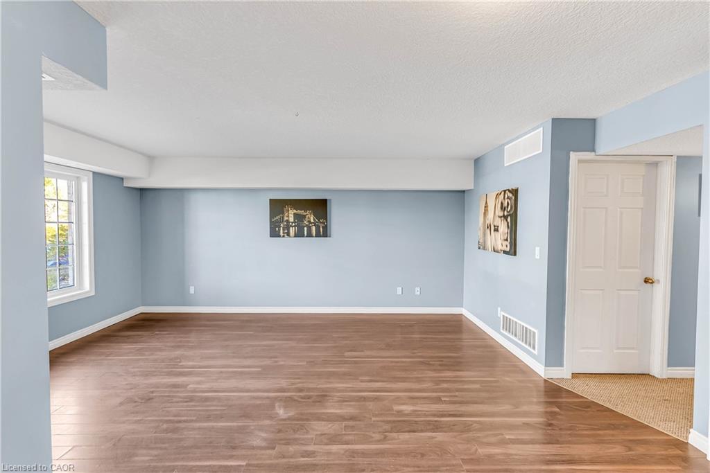 C-180 Union Street W Property Photo 6