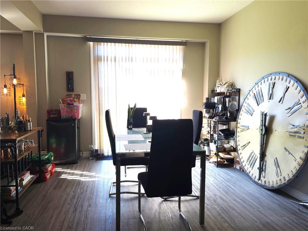 423 Avens Street Property Photo 8