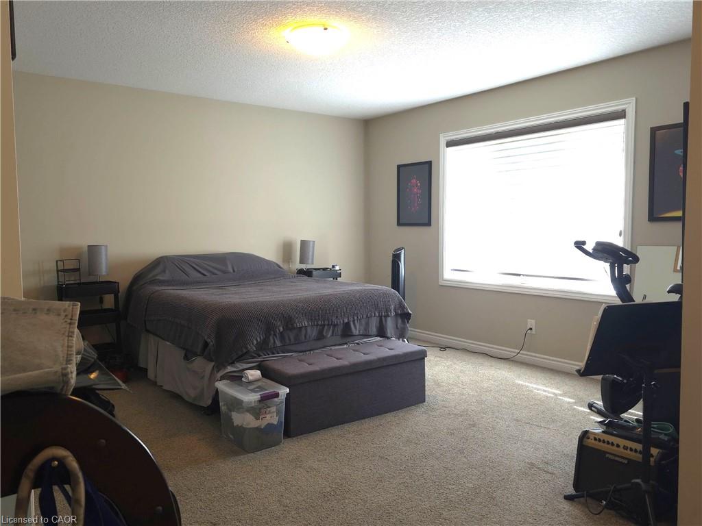 423 Avens Street Property Photo 11